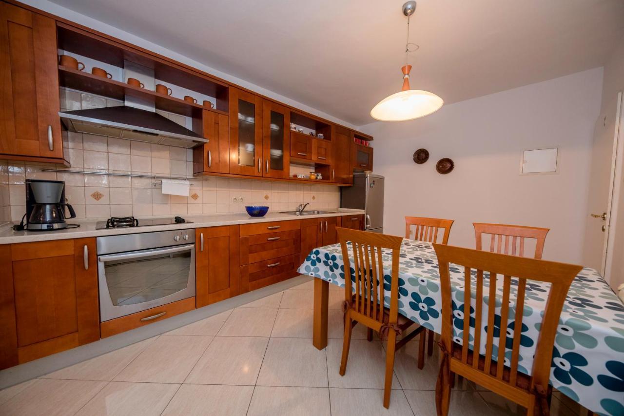 Apartments And Rooms Bolero Rab Town Bagian luar foto