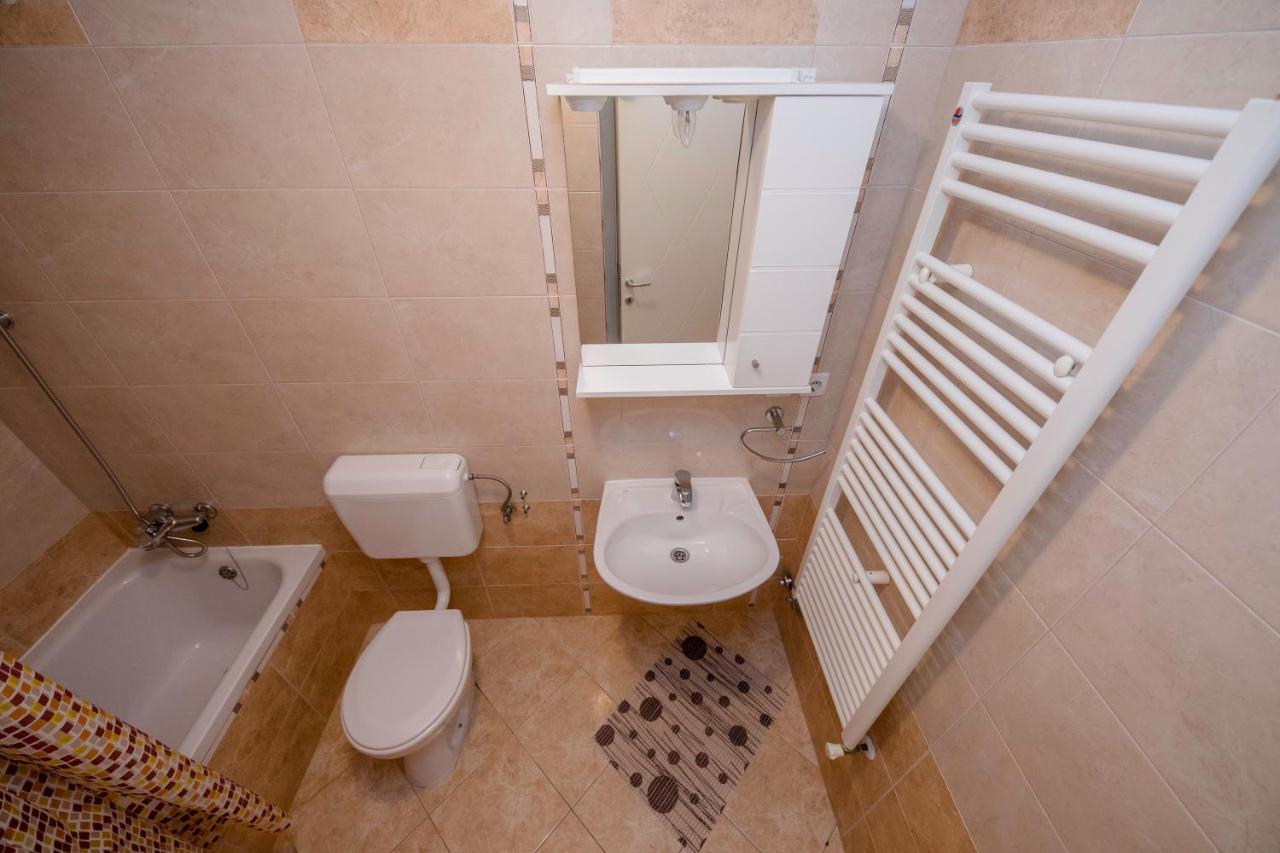 Apartments And Rooms Bolero Rab Town Bagian luar foto