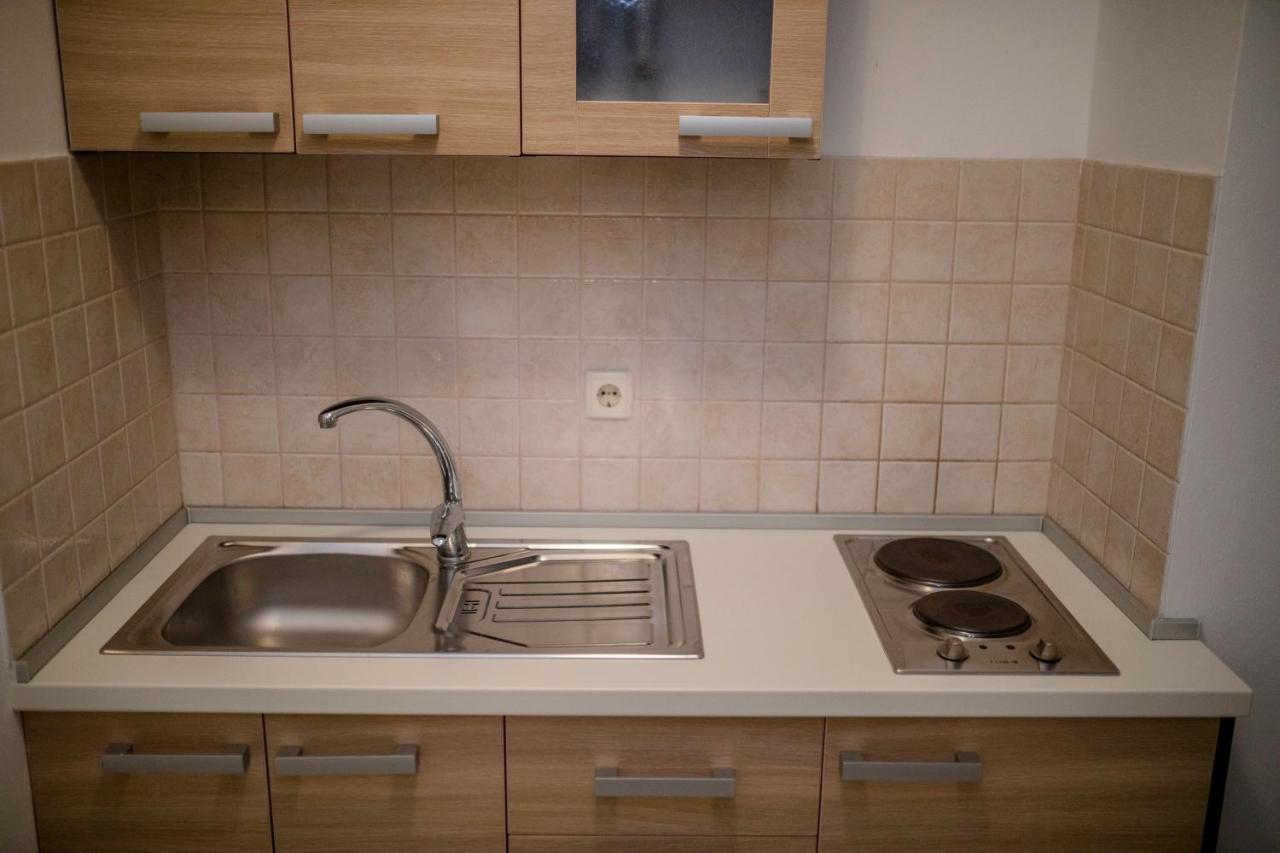 Apartments And Rooms Bolero Rab Town Bagian luar foto
