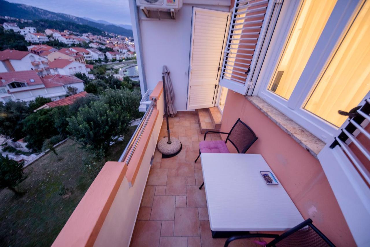 Apartments And Rooms Bolero Rab Town Bagian luar foto