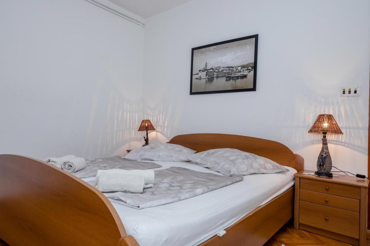 Apartments And Rooms Bolero Rab Town Bagian luar foto