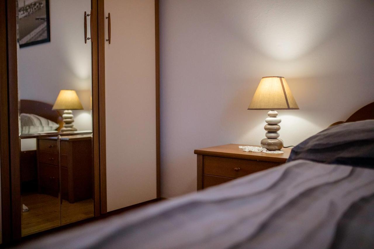 Apartments And Rooms Bolero Rab Town Bagian luar foto